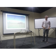 Jornada con el Prof. Charlie Tesaire
